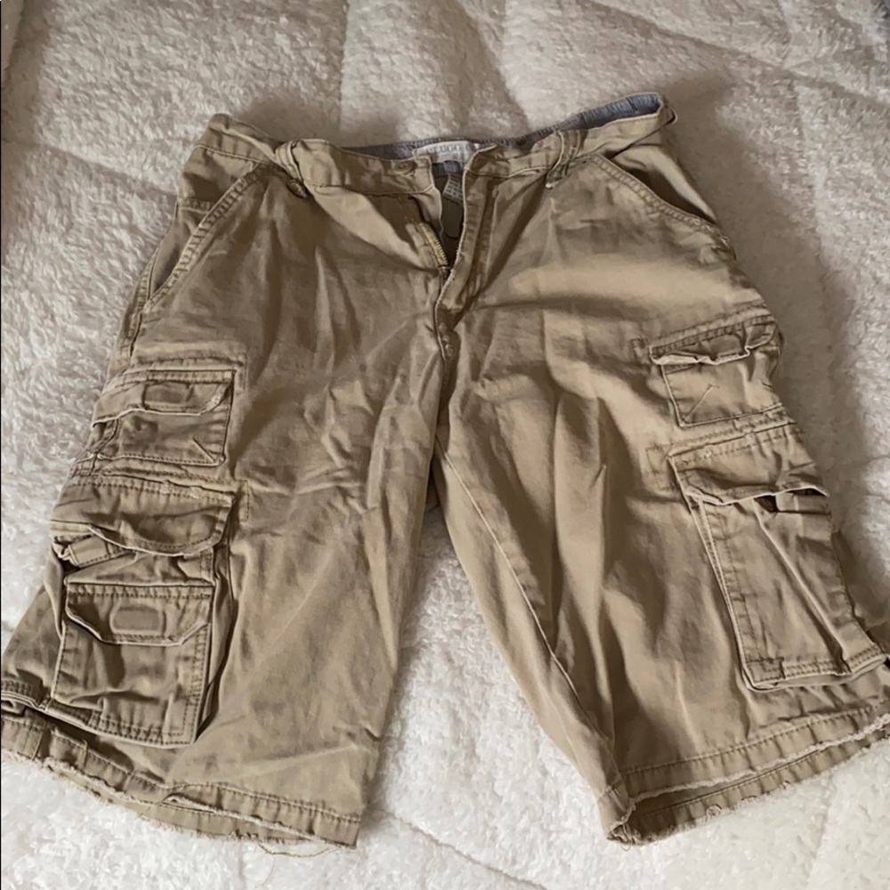 Sand khaki cargo shorts
